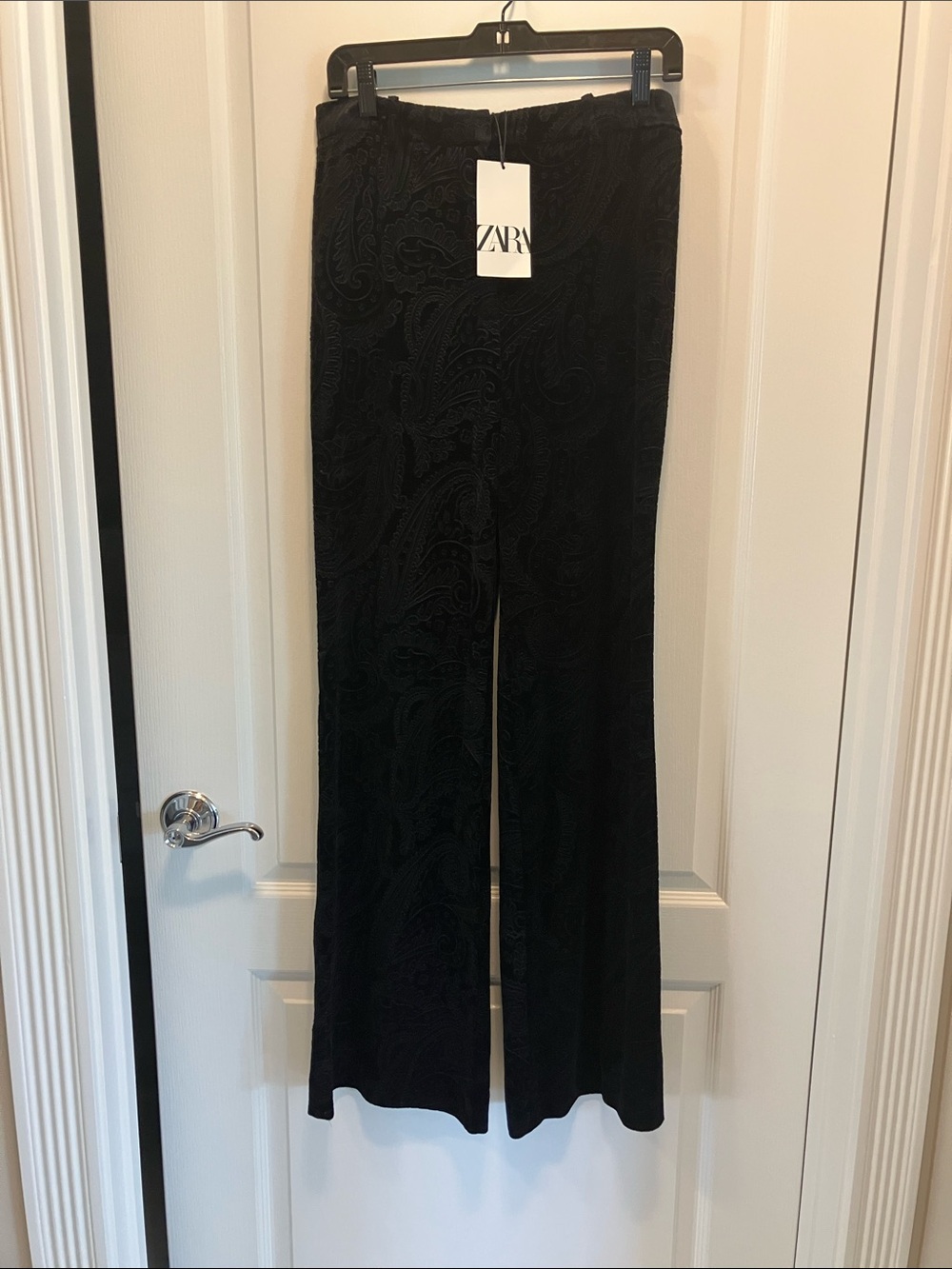 NWT Zara Black Velvet Paisley-Embossed Wide Leg Pants